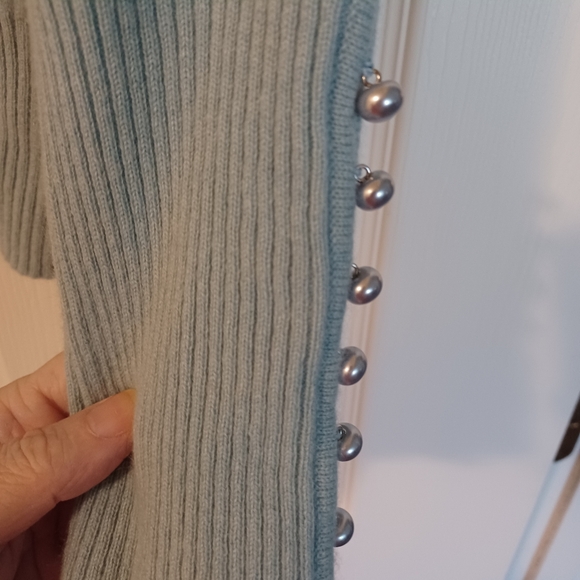 Mainbocker Womens Size XL Light Blue Cashmere Turtleneck with pearl button - Picture 3 of 8